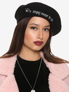 Hot Topic: Disney The Nightmare Before Christmas Women's Black Beret Hat